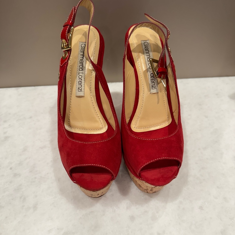 Gianmarco Lorenzi Red Platform Peep-Toe Sandals